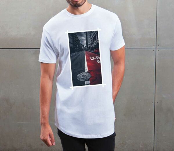 T-shirt bianca lunga da uomo in cotone
